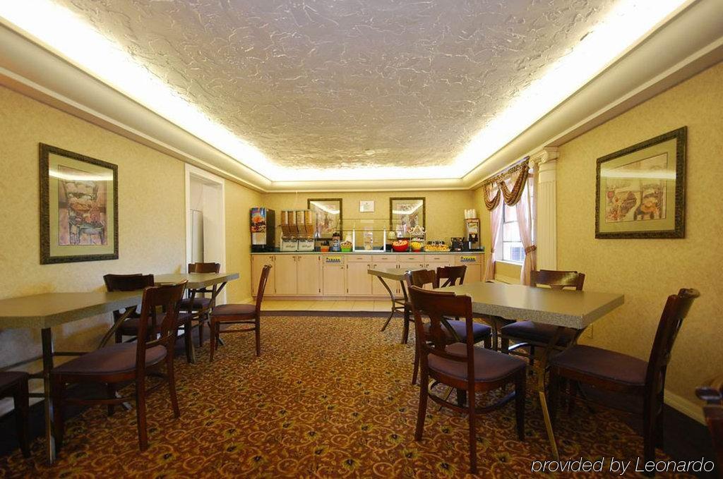 Baymont By Wyndham Lake Stadt Restaurant foto